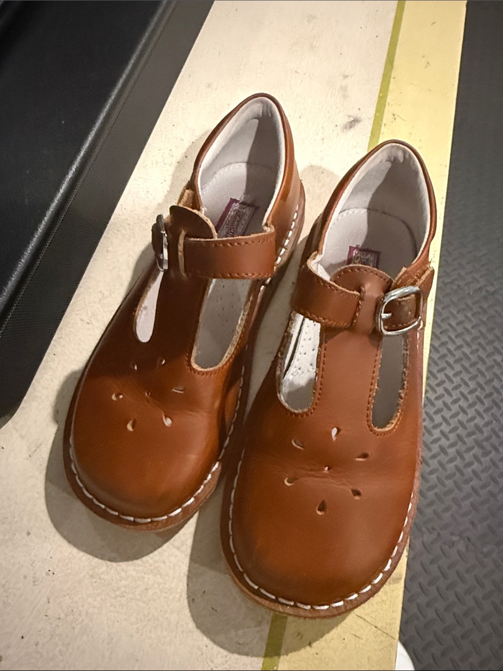 L'Amour Brown T‑Strap Kids Leather Dress Shoes